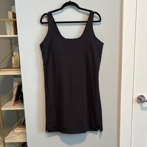 Old Navy Active Powersoft Dress with removable pads - Black